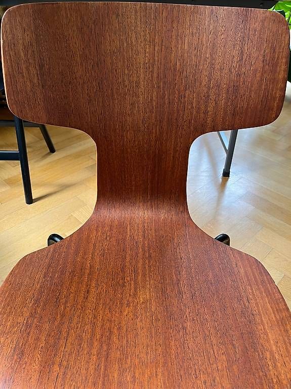 Fritz Hansen Stühle: Arne Jacobsen Stuhl 3103 "Hammer" – Gebraucht aus Bern von OlaPaloma 2