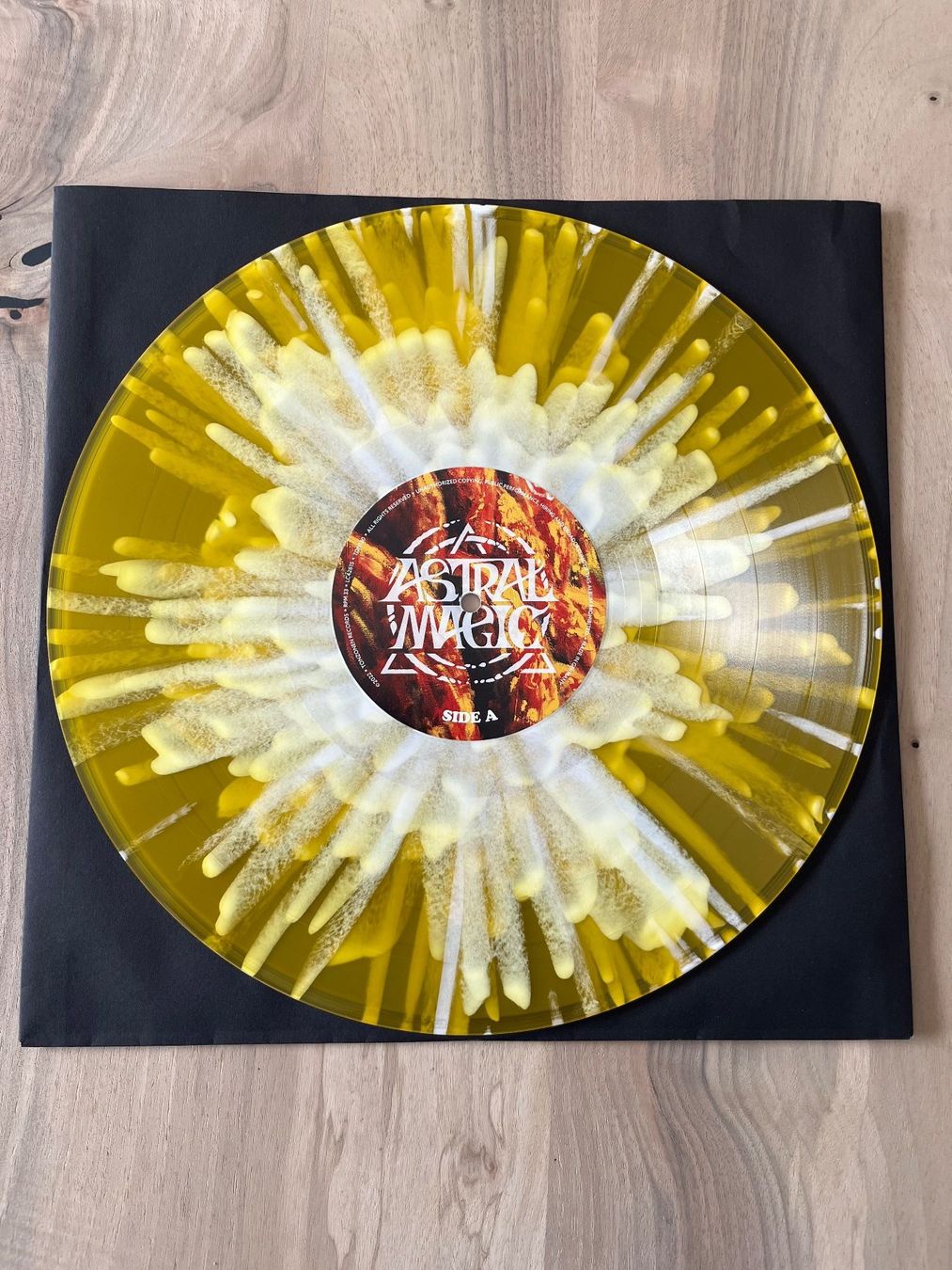 Dischi in vinile: Astral Magic - Magical Kingdom (LP Vinyl) – Nuovo (secondo la descrizione) da Rüfenach AG venduto da luciferus 2
