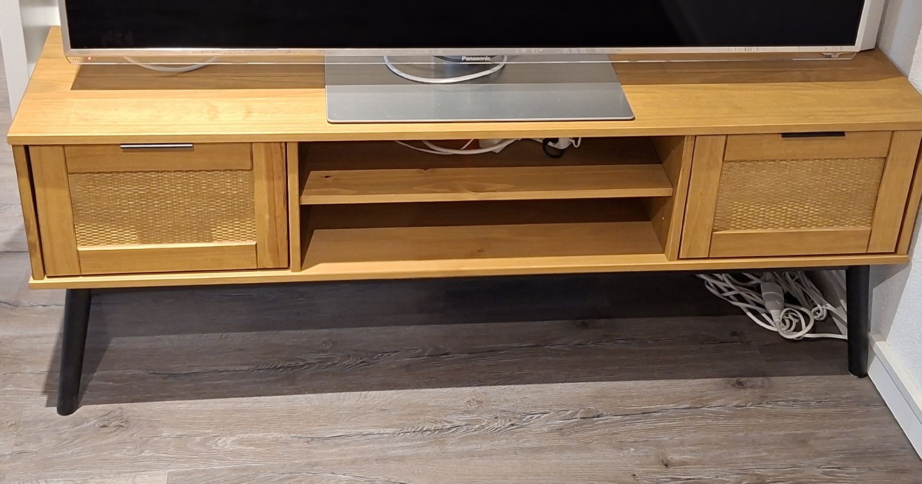 TV Möbel: TV-Möbel Holz – Gebraucht aus Eriswil von mon_6rjz 1