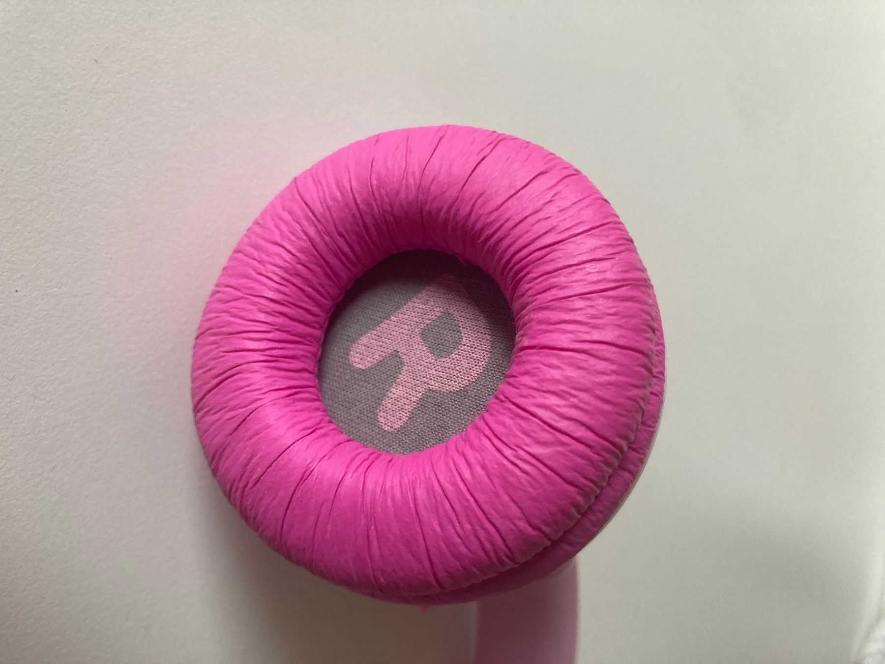 JBL Cuffie: JBL Bluetooth-Kinderkopfhörer Pink JR300BT – Usato da Mägenwil venduto da Mitral32 5