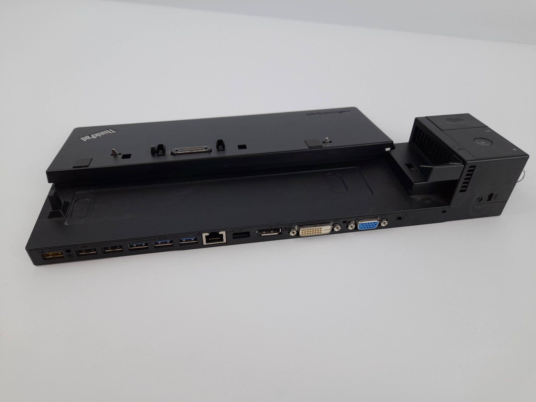Lenovo Dockingstation: LENOVO ThinkPad Pro Dock – Gebraucht aus Liebefeld von Restwert_Liebefeld 1