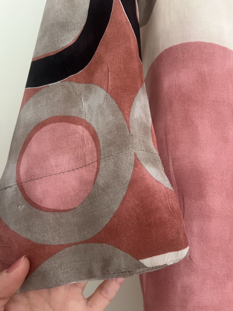 Robes: Robe en soie courte S – D'occasion à Bellevue par utilisatratice 2