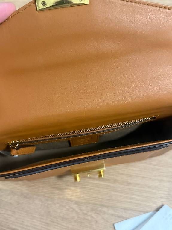 Taschen für Damen: Tasche MCM – Gebraucht aus Glattbrugg von dem_5rwf 1
