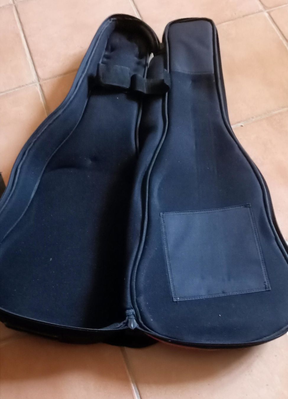 Instruments de musique: Gitare – D'occasion à Oberrohrdorf par gdunkel 2