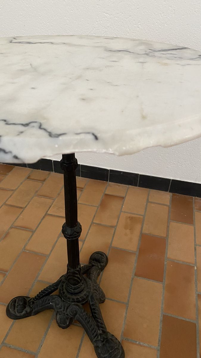 Tavoli: Marmortisch, Bistrotisch, – Usato da Oberhasli venduto da Kantenspringer 1