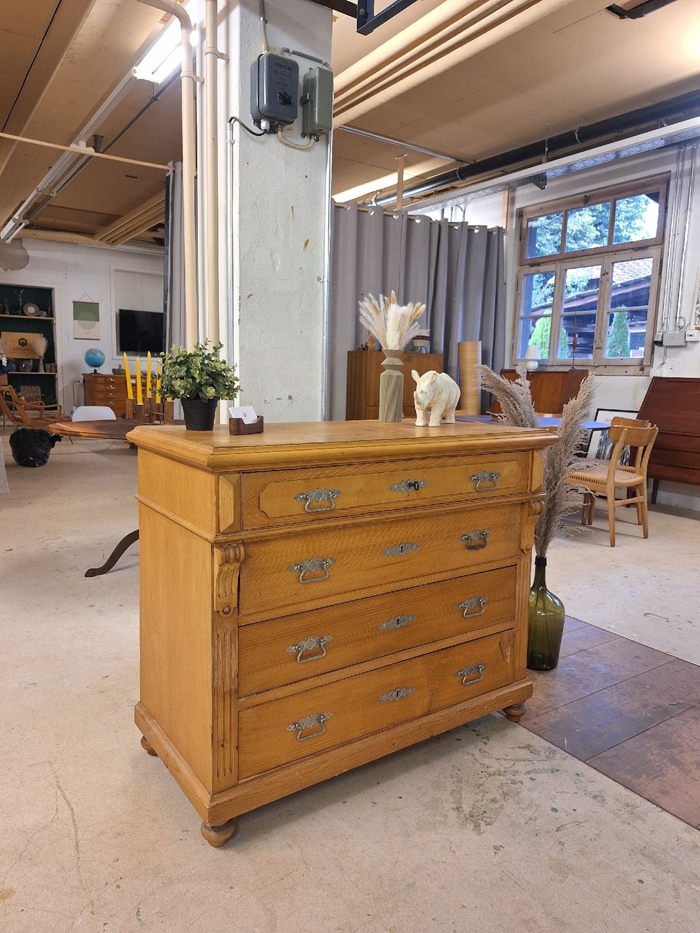 Commodes: Antike Kommode – D'occasion à Urtenen-Schönbühl par Atelier21_bern 3
