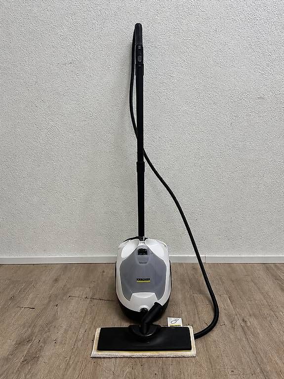 Kärcher Pulitori a vapore: Kärcher SC 2 Deluxe EasyFix Dampfreiniger weiss – Usato da Obernau venduto da Arche_Noah_Brocki 5