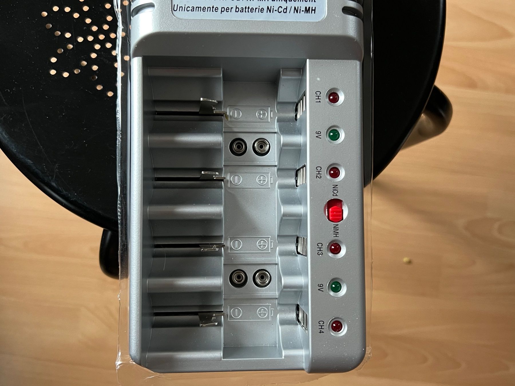 Caricabatterie: ladegeräte batterie – Nuovo e nell'imballaggio originale da St. Gallen venduto da babinos01 1