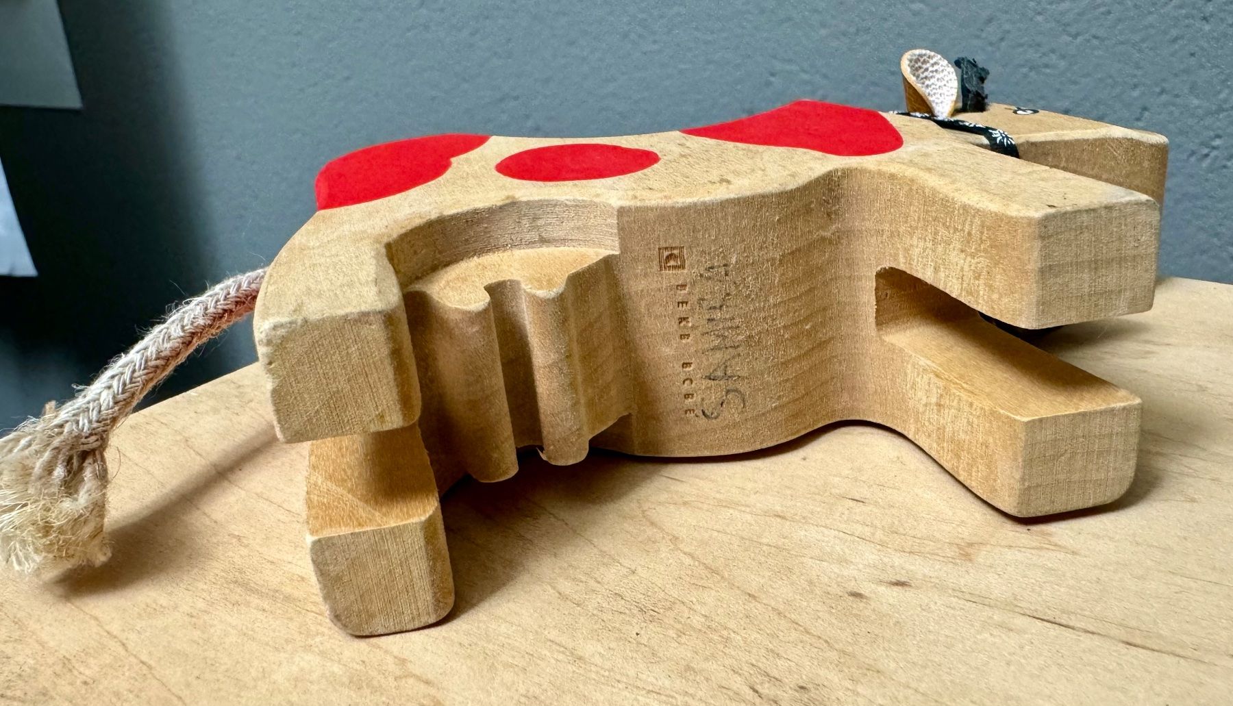 Statuette: Schöne geschnitzte Holzkuh Kuh Holz / Trauffer ? – Usato da Rothrist venduto da Luckywinner 4