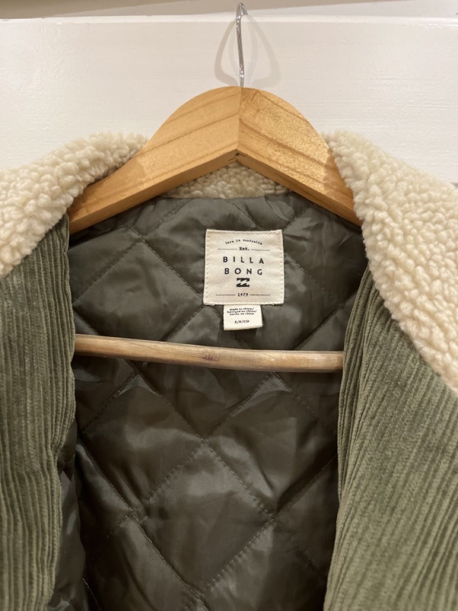 Jacken: Billabong Jacke – Gebraucht aus Gams von annikalexandra 1