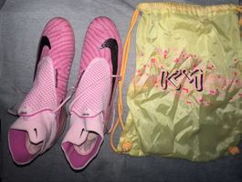 NEU Nike Phantom Fussballschuhe pink, Grösse 44 -