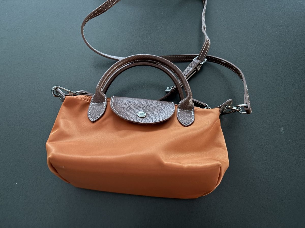 Borse da donna: Handtasche Orange  – Usato da Hünenberg See venduto da Bz74 1