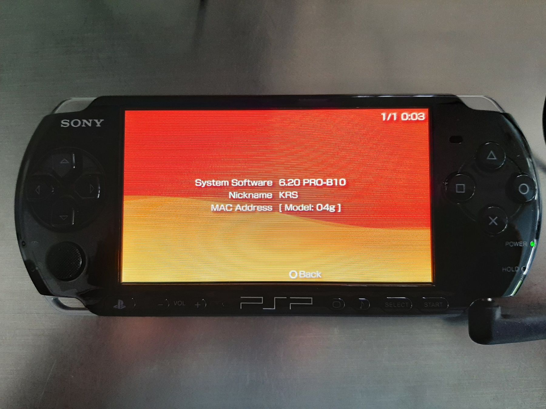 Sony Konsolen: PSP Modell 3004 inkl. Netzgerät und Component Kabel – Gebraucht aus Zürich von Chrishol 1