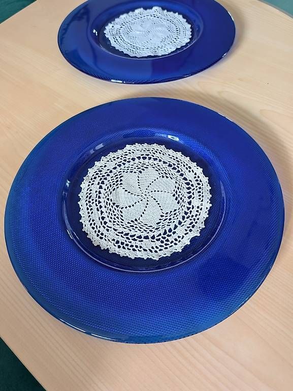 Assiettes: Platzteller / grosse Glasteller blau – D'occasion à Ebikon par isa_xjb2 4
