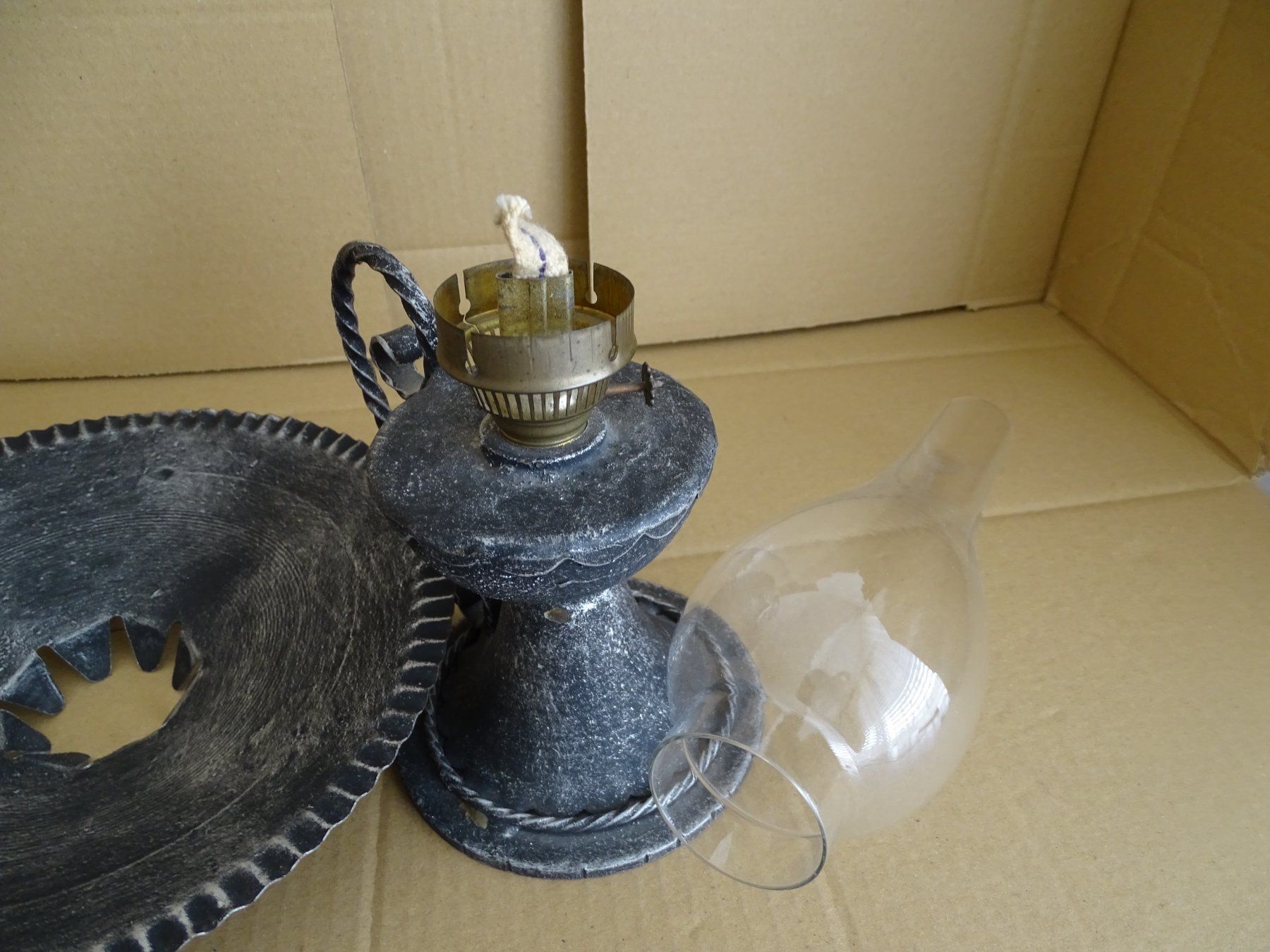 Lampade: antike lampe  dreiteilig – Usato da Steffisburg venduto da Robinh.17 6