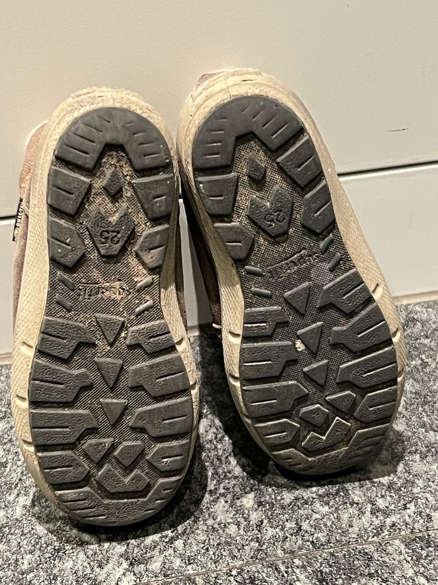 Superfit Schuhe für Jungen: Superfit Grösse 25 – Gebraucht aus Ipsach von Ma_Nu24 1