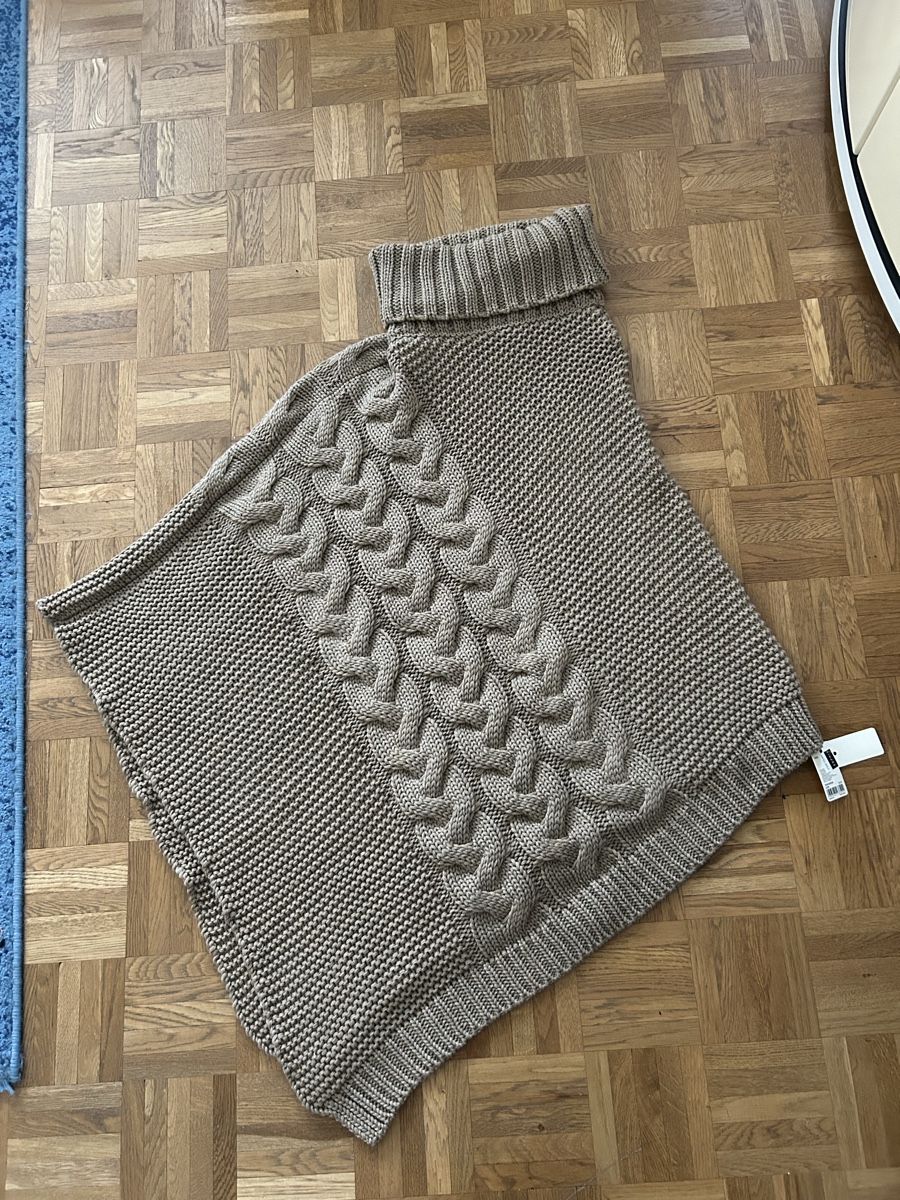 Esprit Pullover & Sweatshirts: Ponscho von Esprit in beige Einheitsgrösse NEU – Neu und originalverpackt aus Allschwil von meeresperle 4