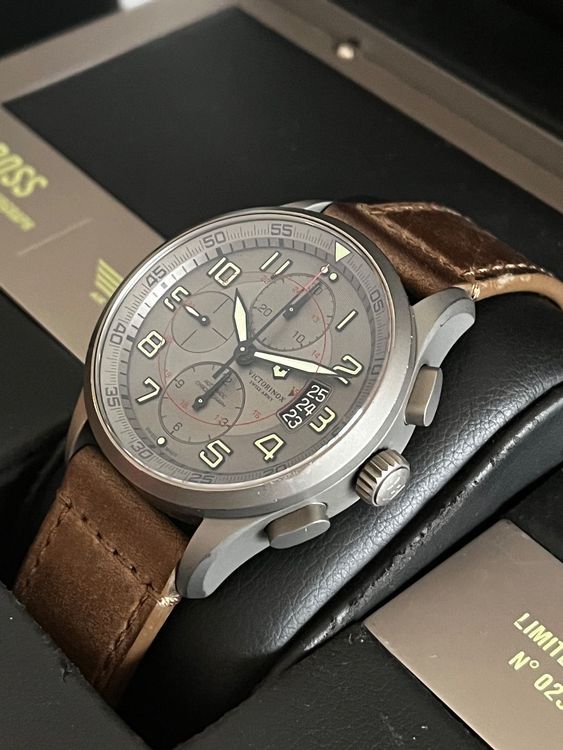 Victorinox hot sale airboss titanium