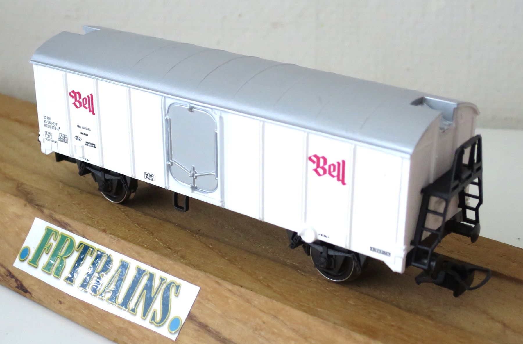 Rivarossi Modellini di ferrovie: RIVAROSSI 2432 SBB CFF FRIGO BELL – Usato da Gland venduto da FRtrains 5