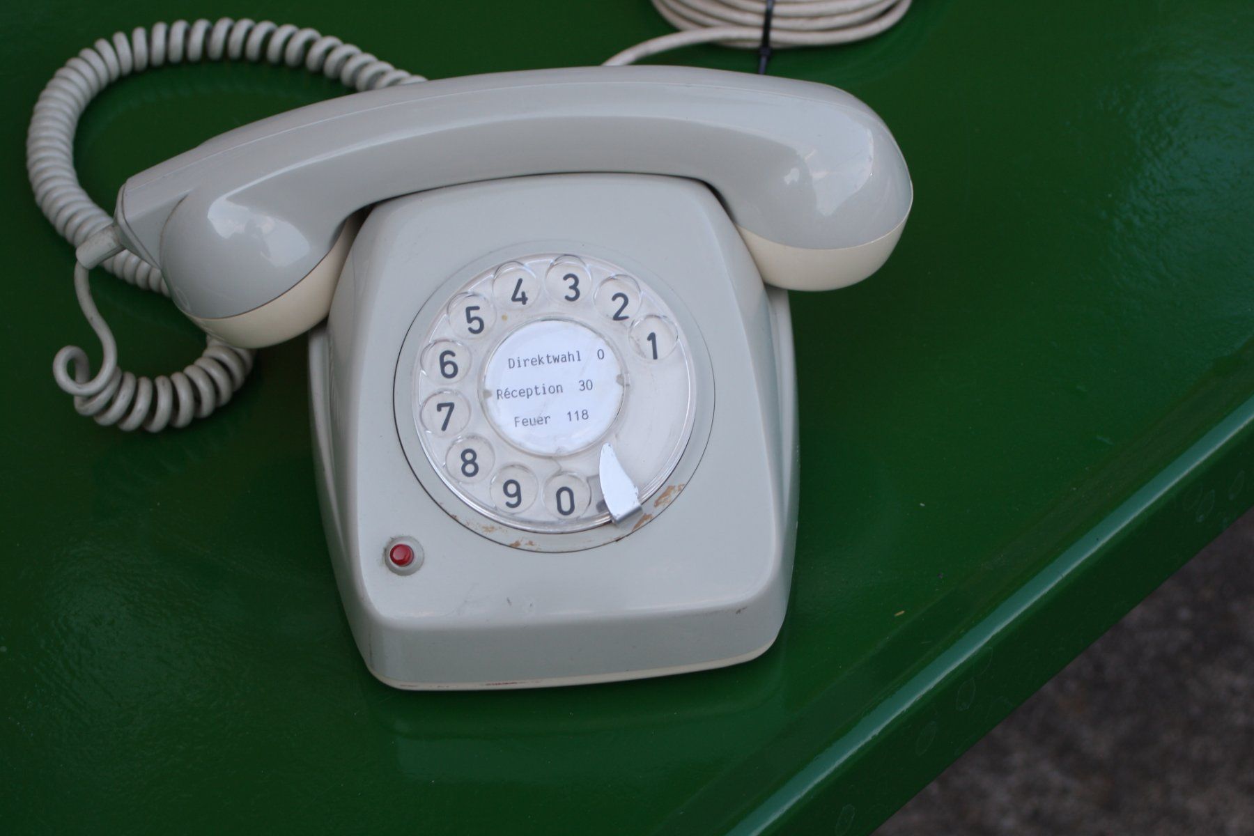 Téléphones: TELEFON VINTAGE MIT WÄHLSCHEIBE – D'occasion à Wauwil par Pneuedy 1
