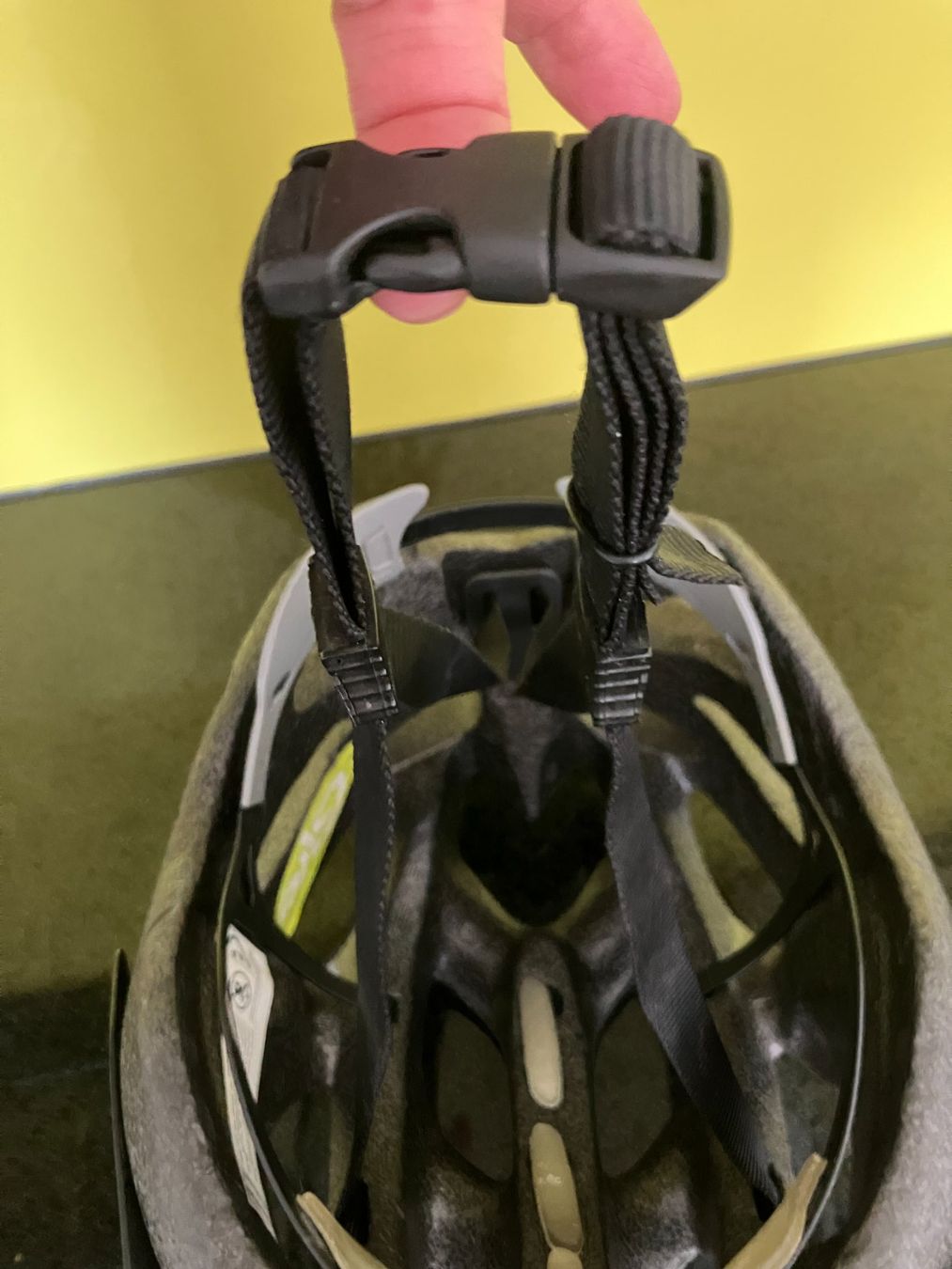 Casques: Velohelm Erwachsene GIRO – D'occasion à Neuenhof par FrediA. 4