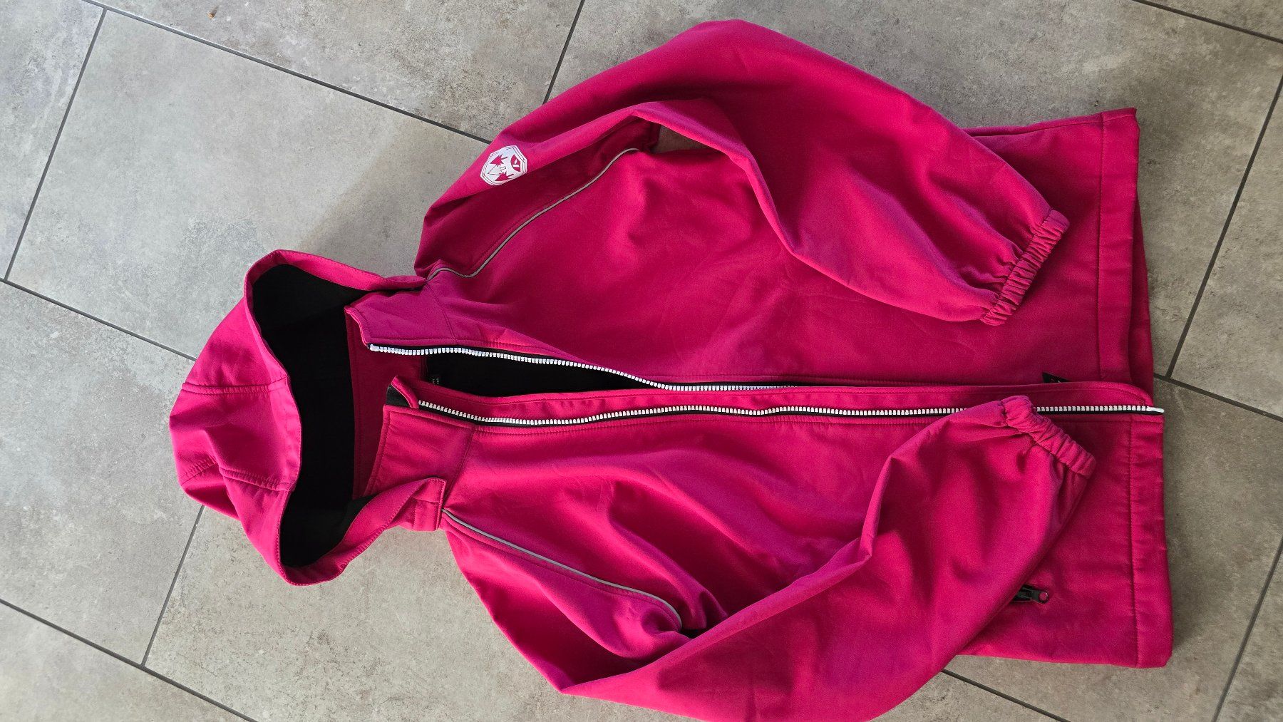 Vestes & Manteaux: Softshelljacke 164 – D'occasion à Wohlen AG par Sapperlott