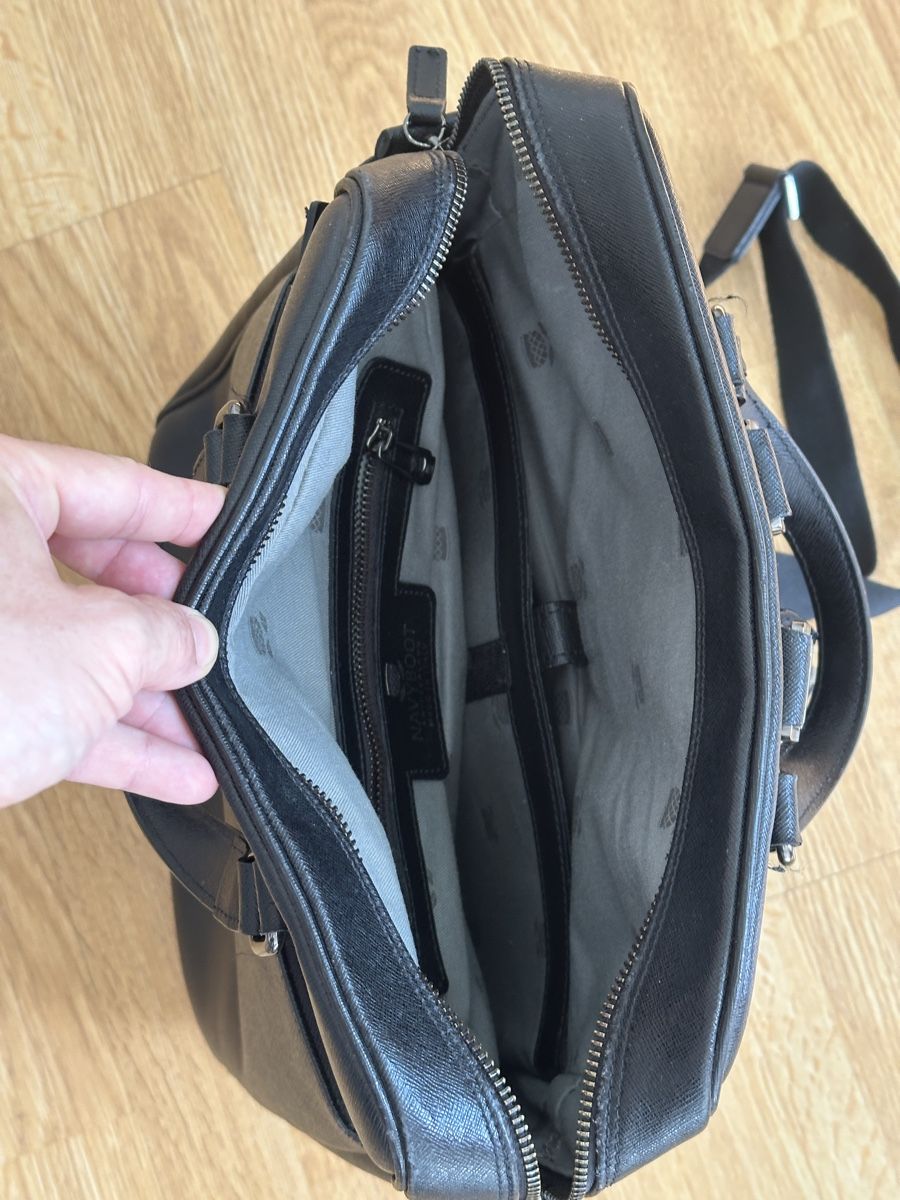 Navyboot Rucksäcke: Leder Navyboot Rucksack – Gebraucht aus Basel von sbngbn 4