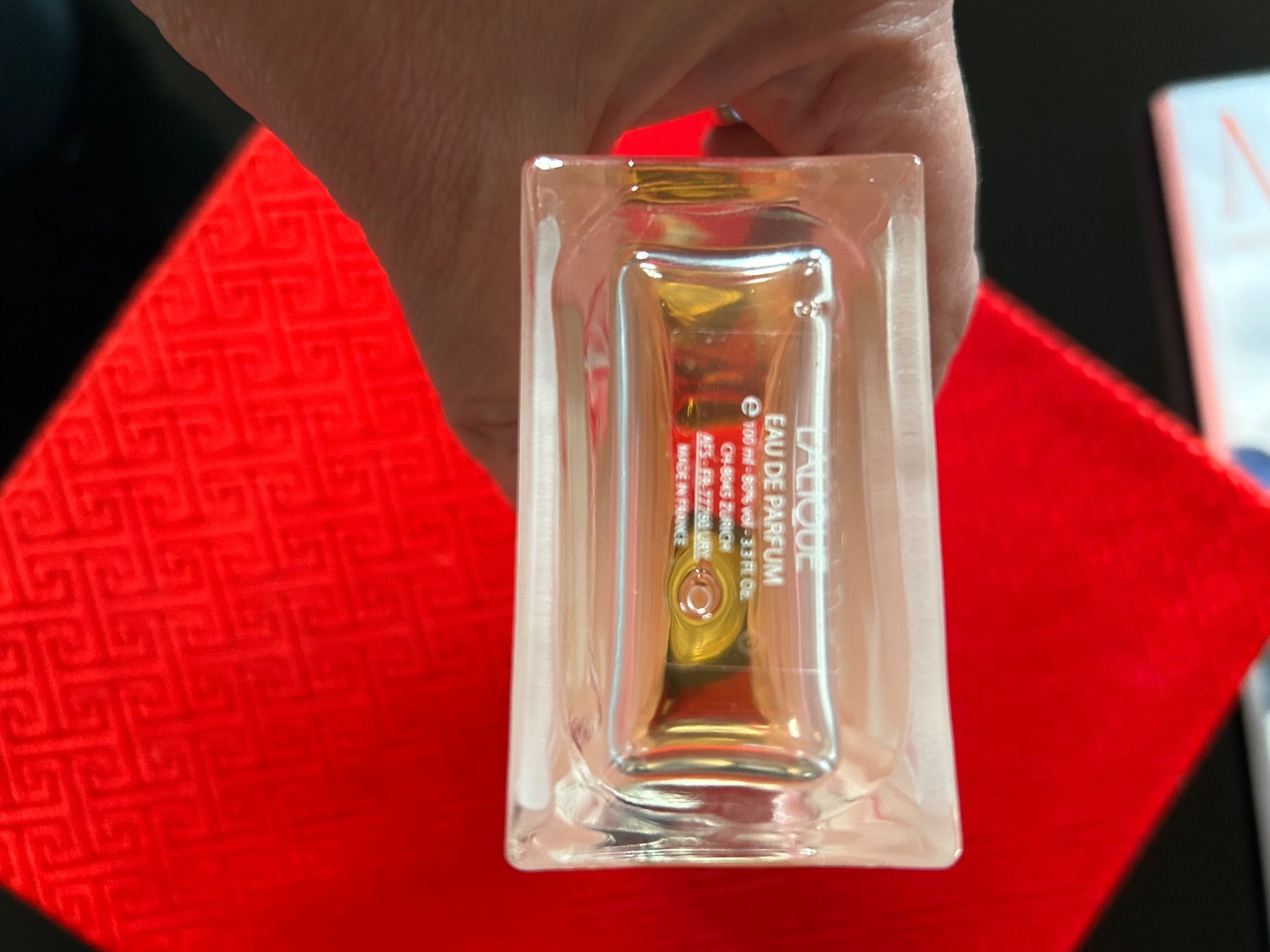 Lalique Profumi & Eau de Toilette: Lalique Parfume - Exclusive Collection – Nuovo (secondo la descrizione) da Hofstetten SO venduto da Treasurefinds 3