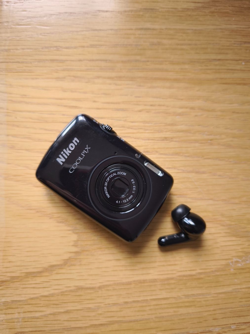 Nikon Kamera: Nikon Coolpix S01 – Gebraucht aus Neuchâtel von Carlosfmunoz