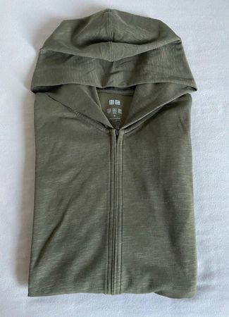 Uniqlo Kapuzen Sweater