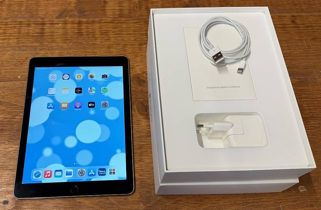 Tablet PC: iPad Air2, 16GB, Space Gray – Usato da Rüti ZH venduto da Philippek