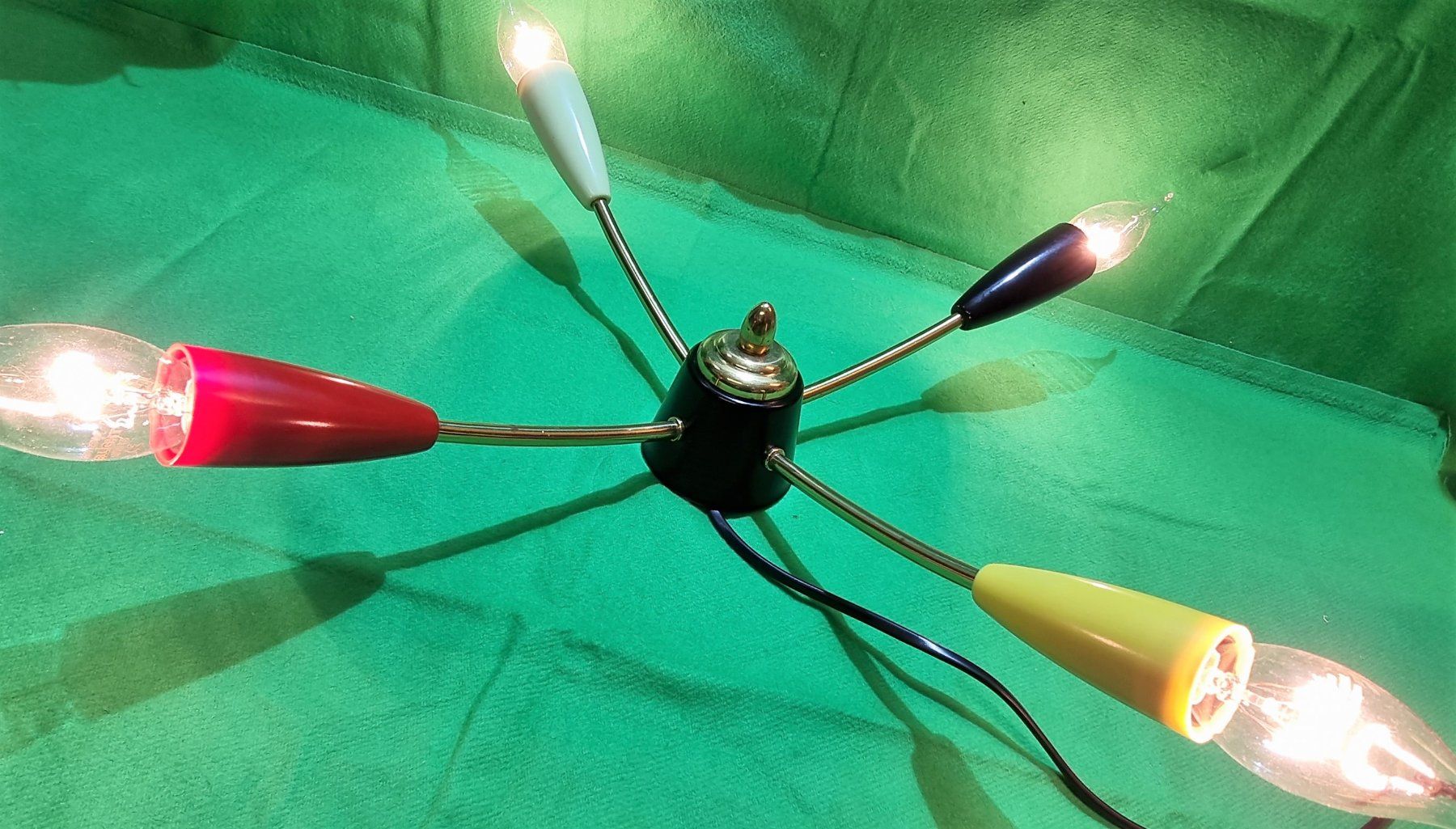 Lampadari & plafoniere: Spider Sputnik Deckenlampe aus Messing, 1950er – Usato da Emmenbrücke venduto da Lenssen 1