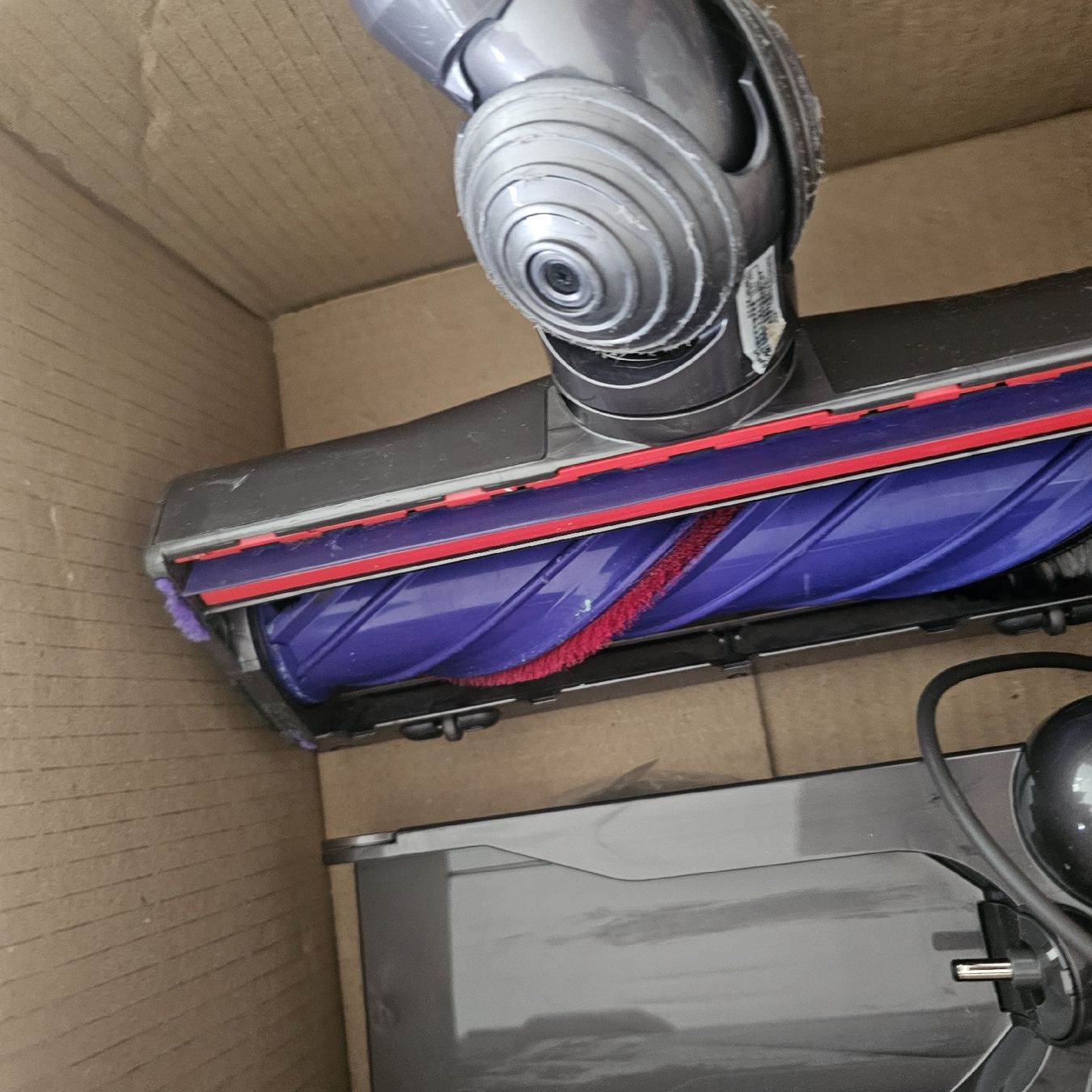 Dyson Aspirapolveri & Accessori: Dyson v12 Slim dès 1Fr – Usato da Plan les ouates venduto da Braun_charly 2