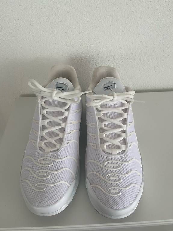 Scarpe da uomo: Sneaker Turnschuh weiss ca. Gr. 41 – Usato da Reinach BL venduto da present4you 1