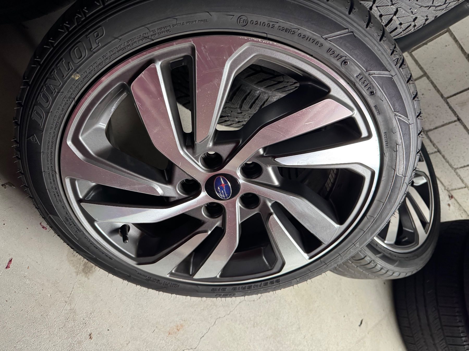 Subaru Pneus & Kompletträder: 4 Komplettrad Subaru Levorg – Gebraucht aus Mühlau von MF0404 1