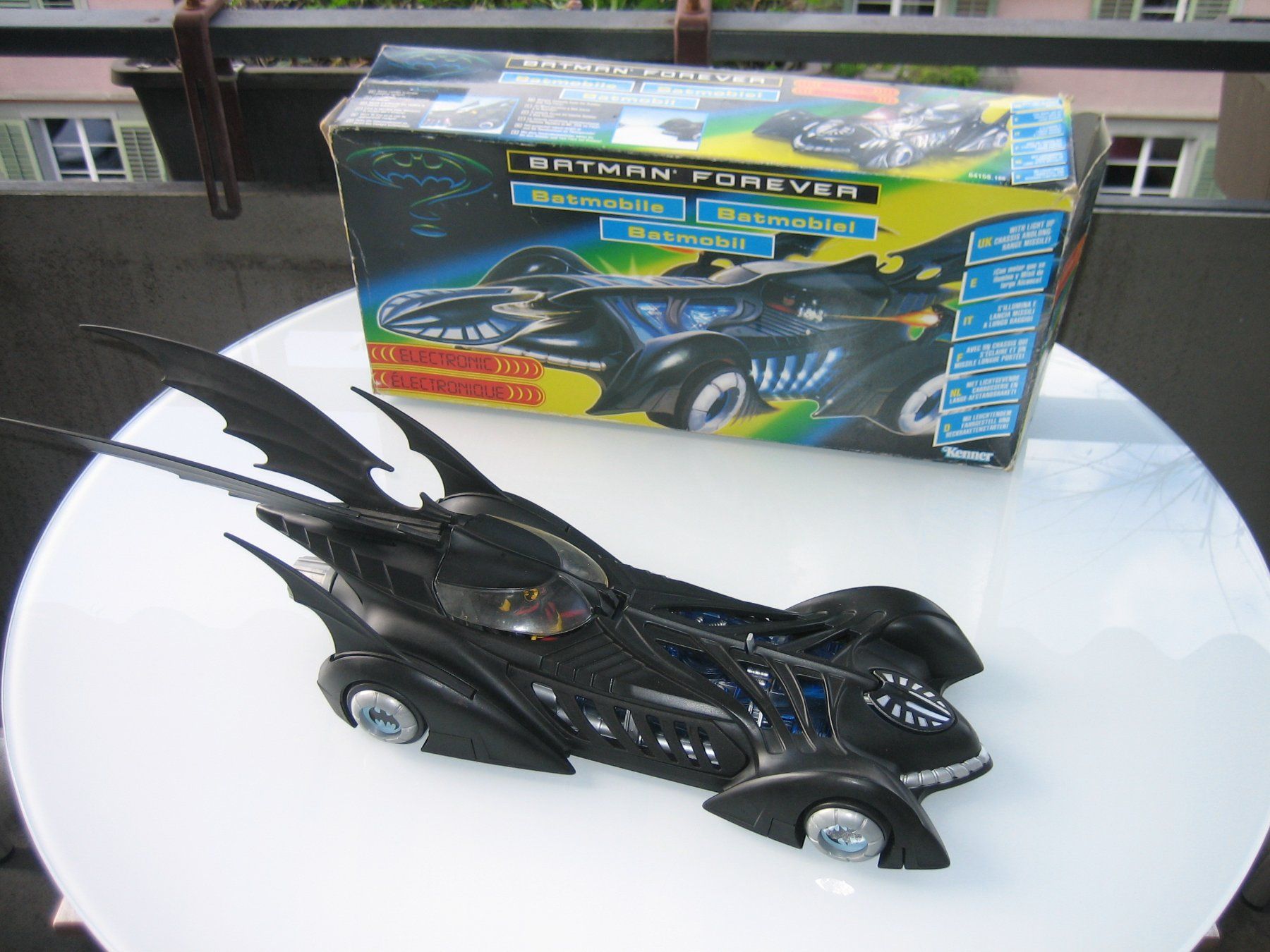 Jouets: Batman Forever Batmobile Kenner 1995 – D'occasion à Zürich par Tomi118