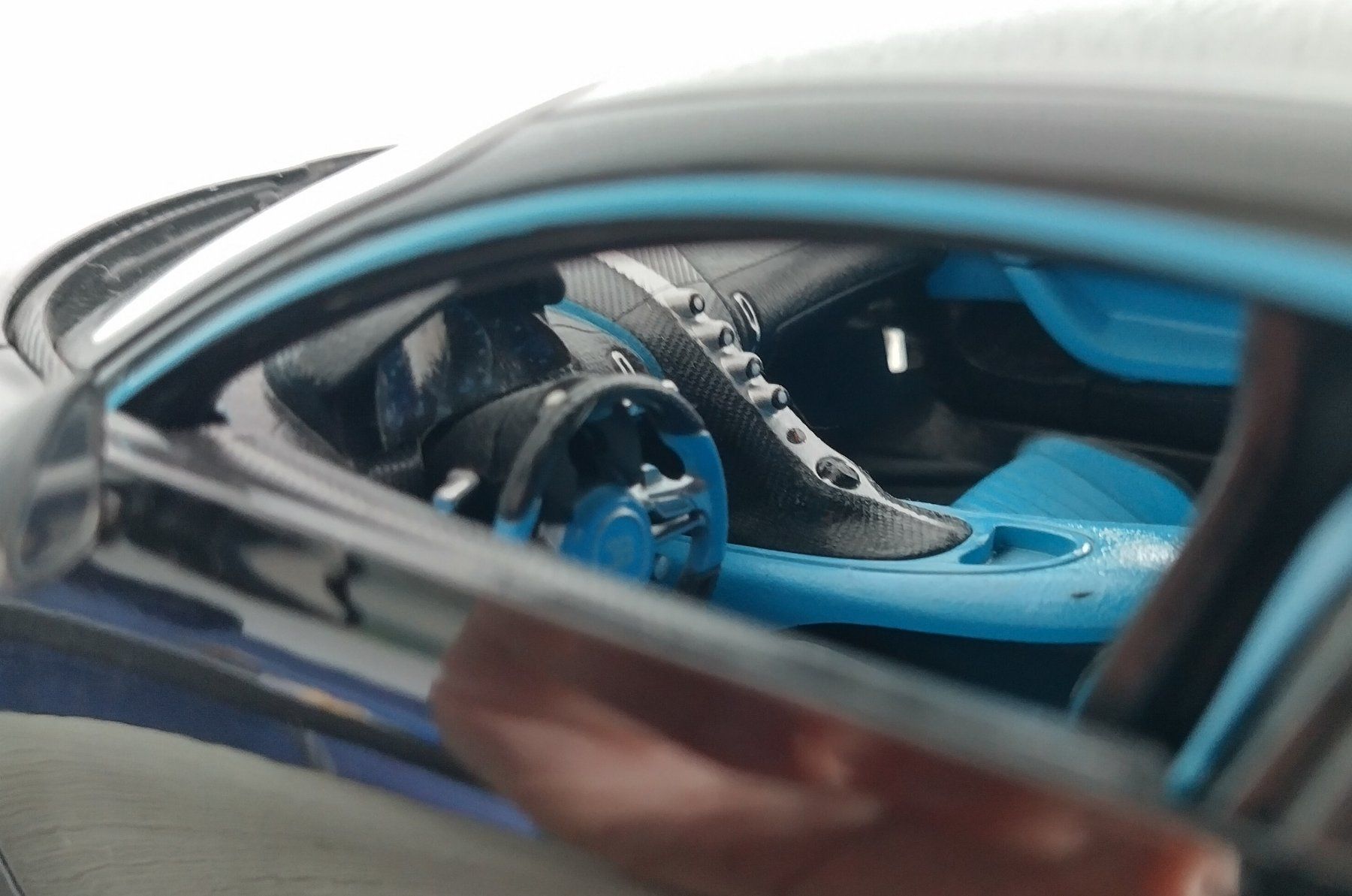 Bburago Modellini d'auto: Bugatti Chiron / 1:18 – Nuovo (secondo la descrizione) da Jona venduto da Argus36 7