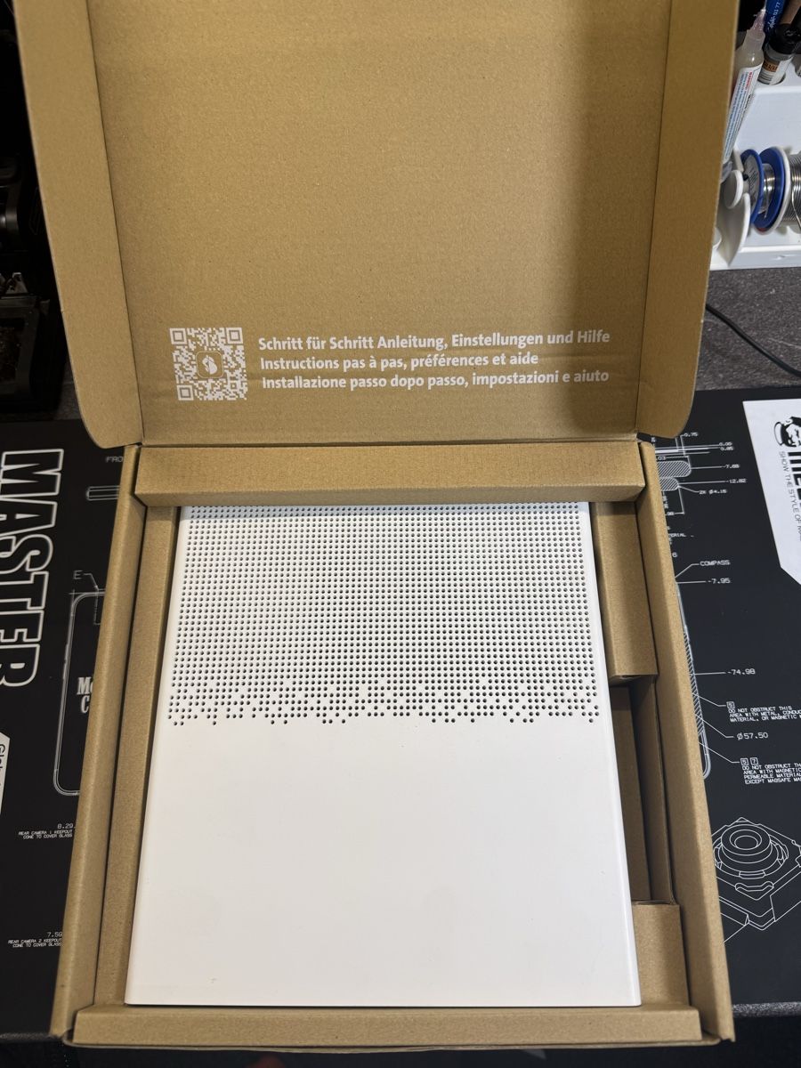 Swisscom Modem & Router: Swisscom Internet Box 4 – Usato da Weinfelden venduto da ram_ps2b