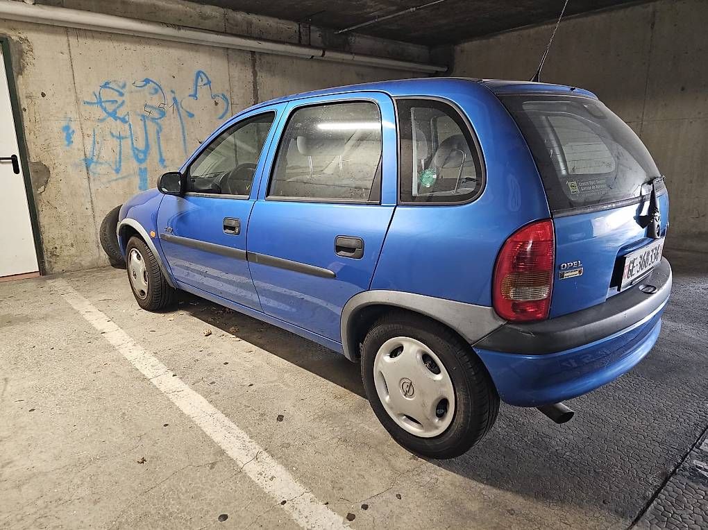 Automobili: Opel Corsa automatique  – Usato da Meyrin venduto da igu_yxs7 1