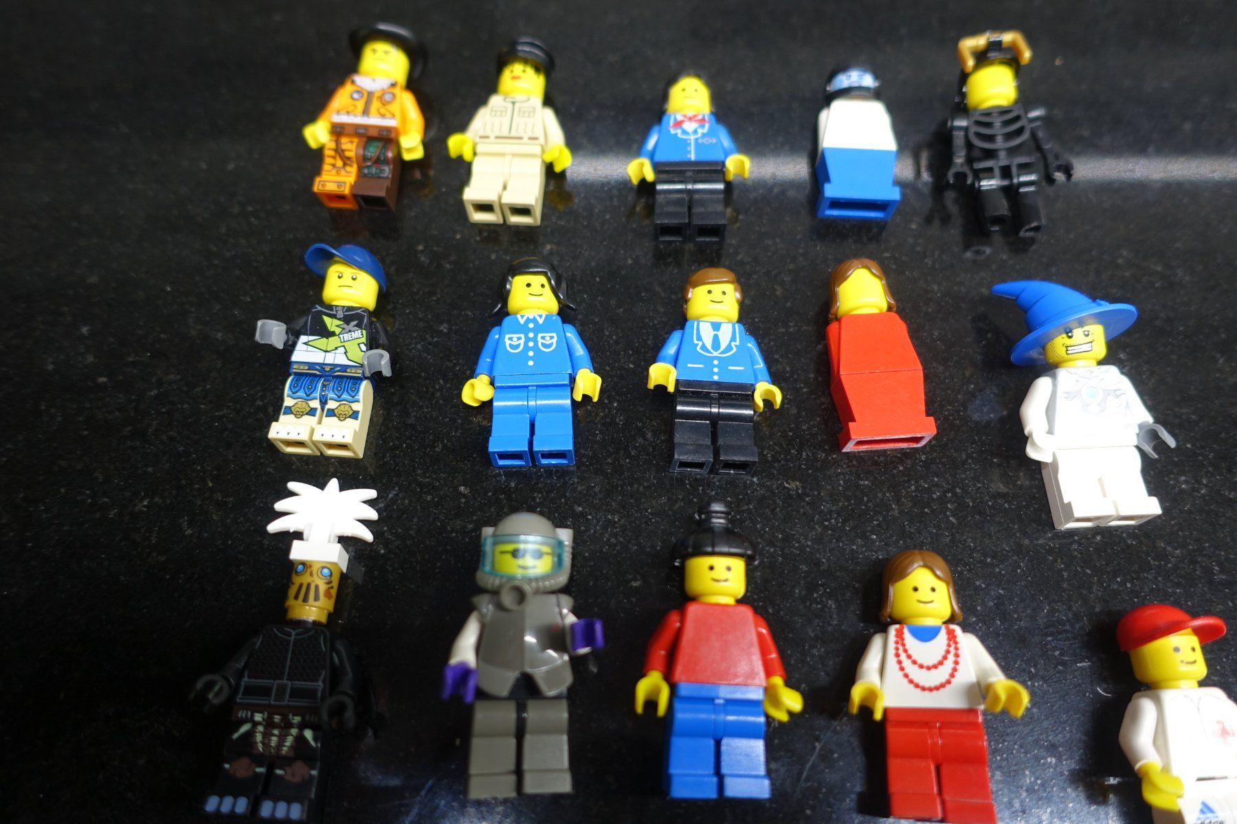 Lego Giocattoli: 25 Stk. Legofiguren (7) – Usato da Belp venduto da Mazarron58 1