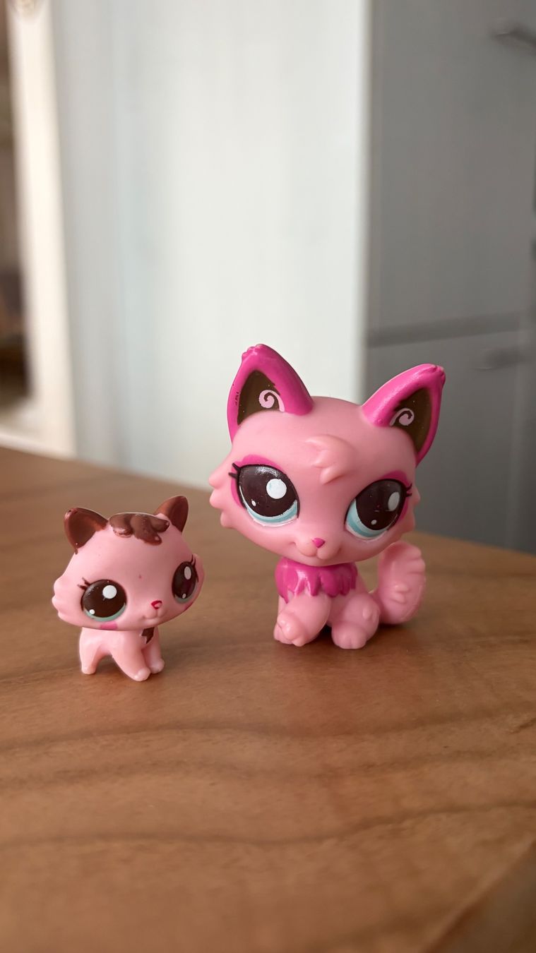 Littlest Pet Shop Jouets: Littlest pet shop Wolf cat mommy and baby  #2664 #2665 – D'occasion à Bern par ece_nxk7