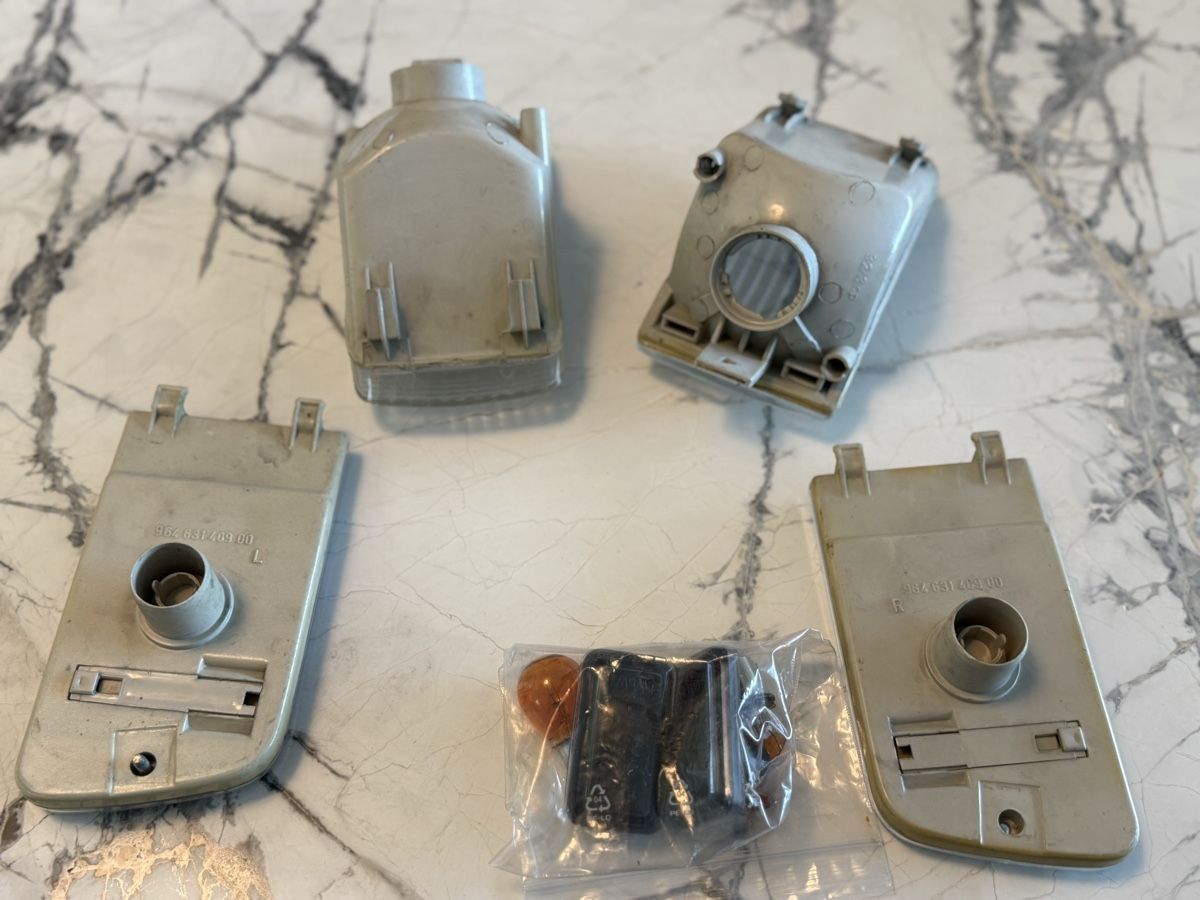 Porsche Fari: Porsche 964 Nebelscheinwerfer + Blinker – Usato da Kilchberg ZH venduto da bur_7ypx 2
