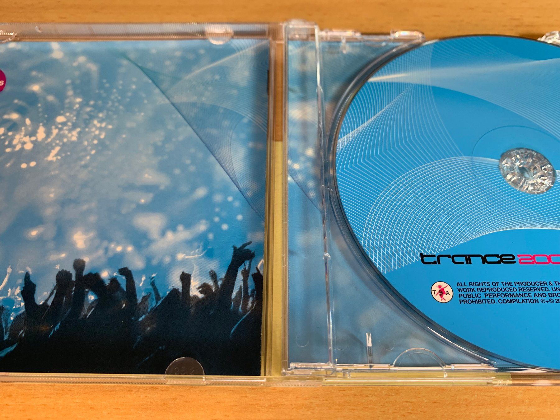 CD: Various – Trance 2006 The Hit-Mix – Usato da Rikon im Tösstal venduto da Alpenmutz 2