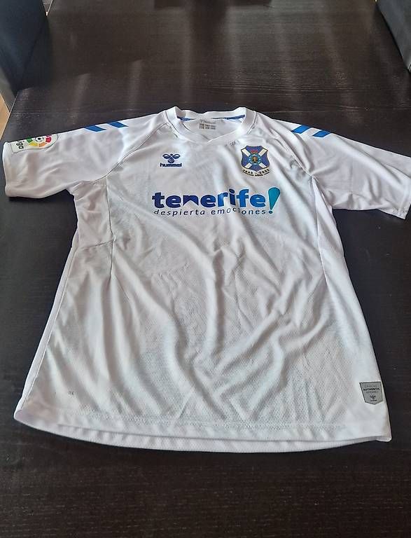Canottiere & Pantaloni: CD Teneriffa Fussball Trikot Spanien – Usato da Chur venduto da Hoppchur_83 1