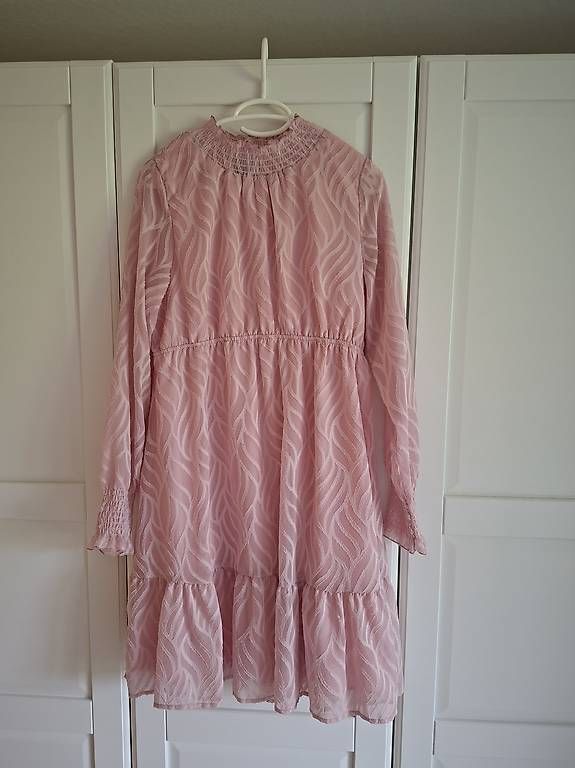 Robes: Umstands-Kleid Grösse M – D'occasion à Schwarzenberg LU par mwidmer89 1