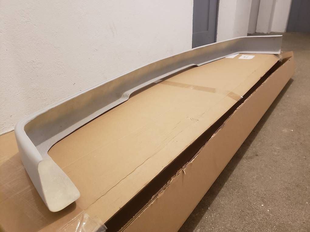 Tutti pezzi di ricambio auto: Spoiler / jupe avant BMW e30 – Usato da Broc venduto da augustin.murith 2