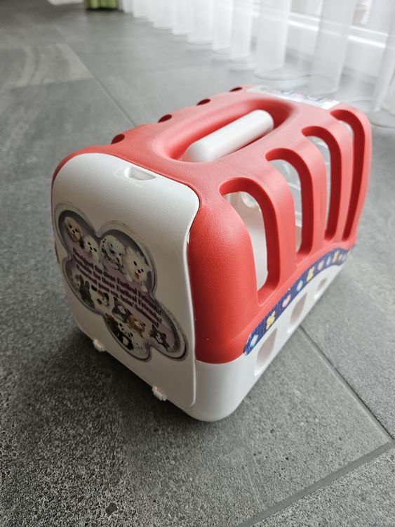 FurReal Friends Transportbox Hundebox rot/weiss (Gebraucht) in Eptingen ...