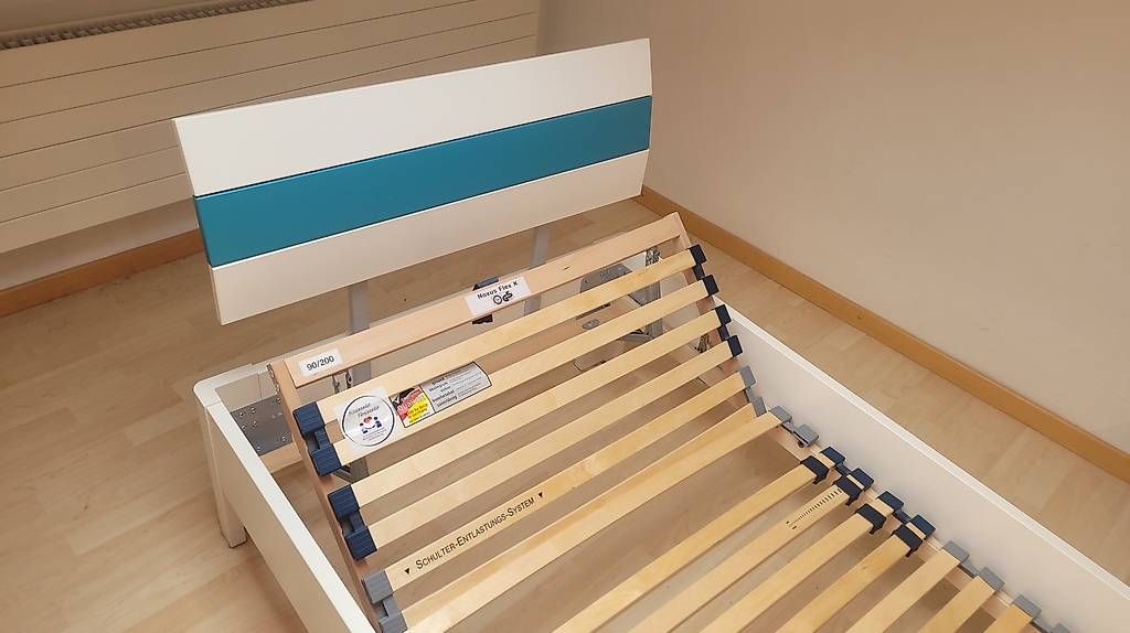 Letti: Kinderbett + Lattenrost + Matratze 90x200 – Usato da Mönchaltorf venduto da Azzurro72 2