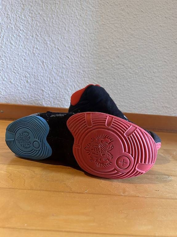 Scarpe da uomo: Salming Slide 3 Goalie – Usato da Frutigen venduto da sse_knt6 1