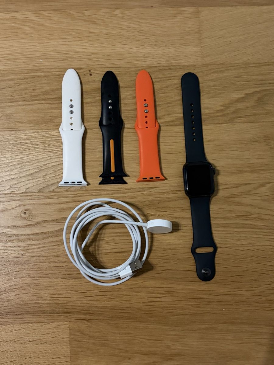 Apple Smartwatch: Apple - Watch SE - Schwarz - 40mm – Usato da Jona venduto da Sorelli
